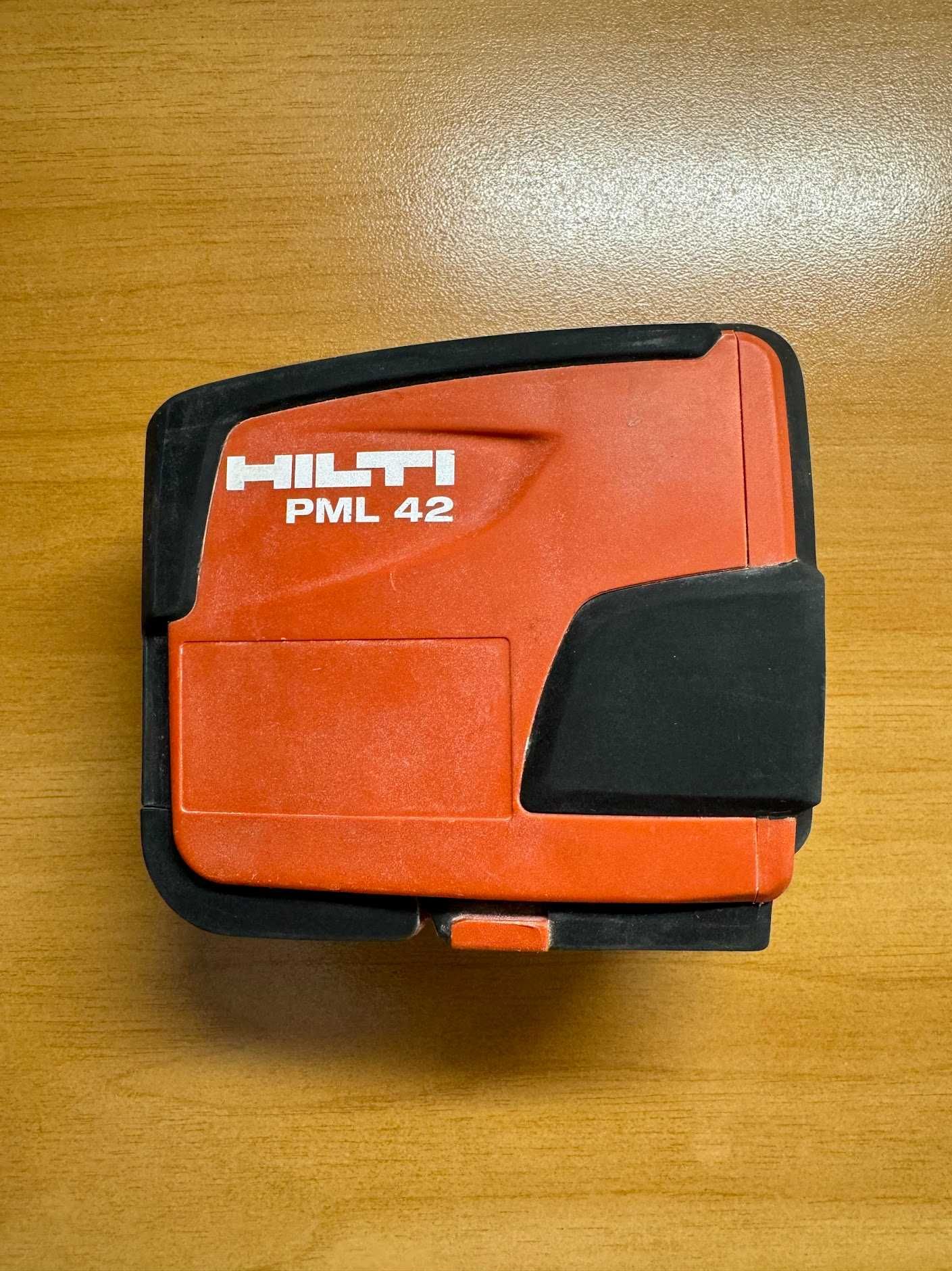 Лінійний лазер HILTI PML 42 + Штатив HILTI PMA 20