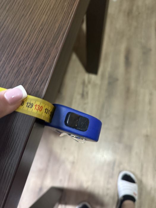 Stół ciemny  brąz   Wymiary na zdjęciach .