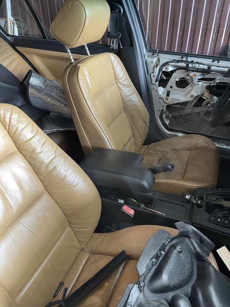 Wnętrze środek e36 sedan beżowe grzane
