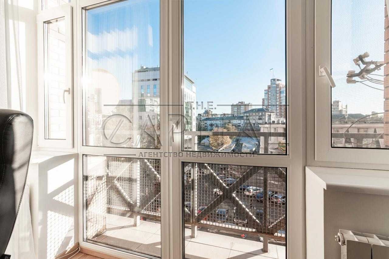 Оренда унікальної 3х квартири/вул Мирного Панаса, 12/155 м2/Печерський