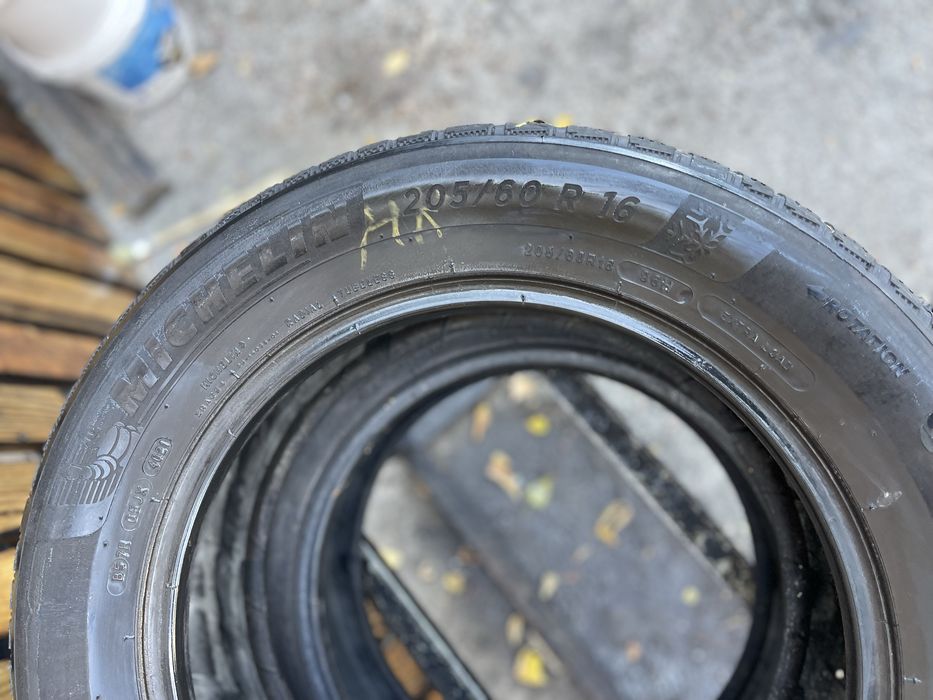 Шини 205/60 r16 Michelin Alpin 6