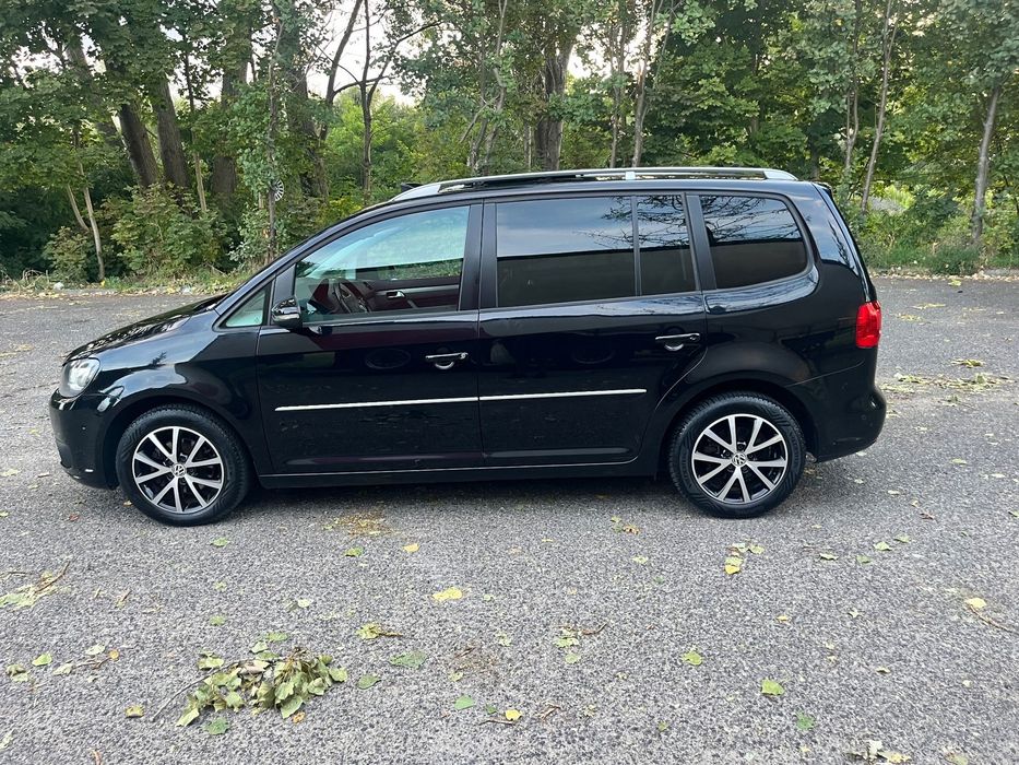 Volkswagen Touran Xenon Panorama Kamera cofania Skora Super Stan