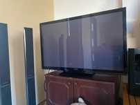 Telewizor + to co na zdjęciach