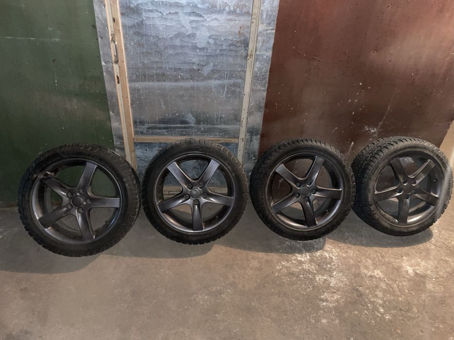 Диски 5.112 на зимней резине 225/45 R 17 Marangoni Италия