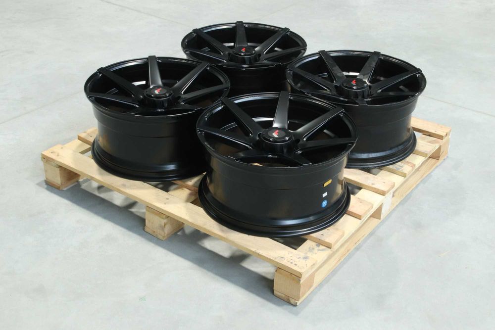 OUTLET! Felgi Japan Racing JRX3 20x9,5 ET20 6x139,7 Matt Black