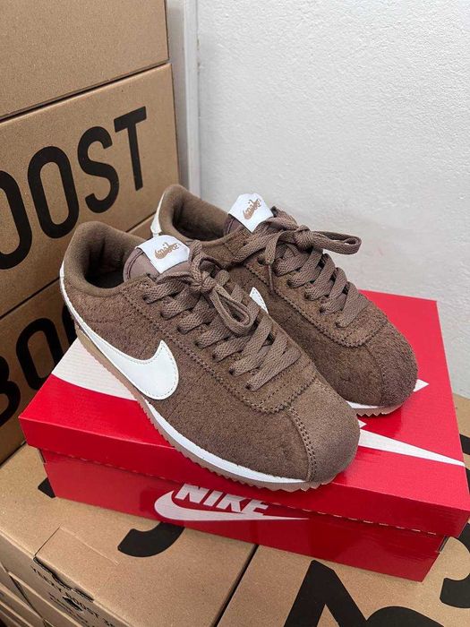 Женские кроссовки Nike cortez suede / Найк кортез коричневые 37 38 39