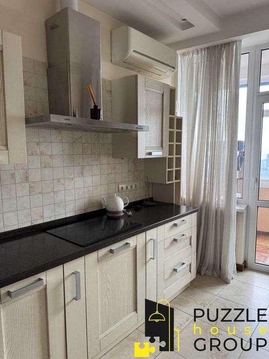 Продаж 1к квартири в центрі Києва - бул. Лесі Українки, 7А