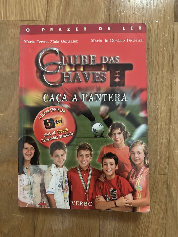 Clube das Chaves, Os Cinco, Futebol