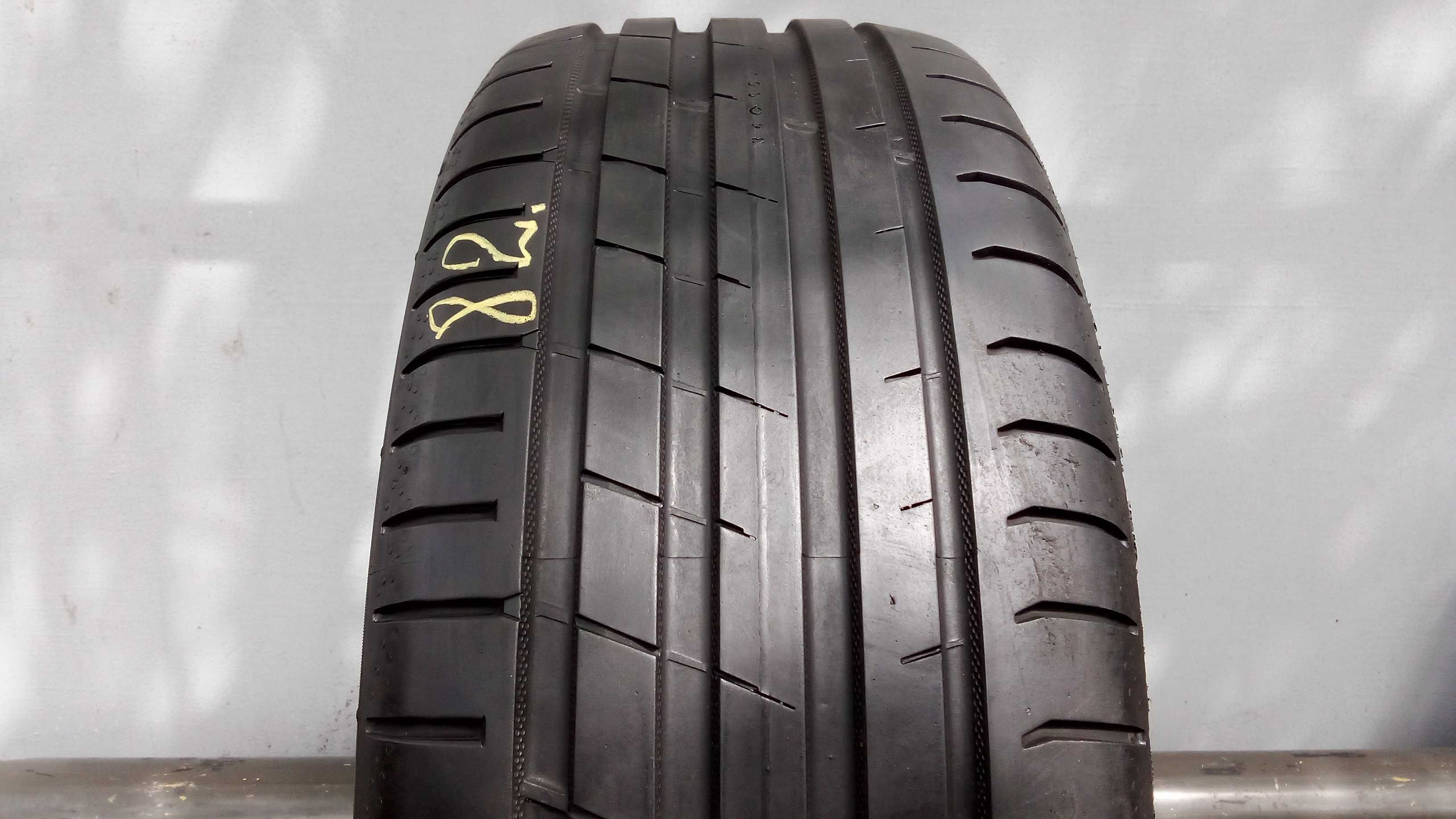 Pojedyncza Opona Letnia Nokian PowerProof 225x55x17 101Y 6,4mm