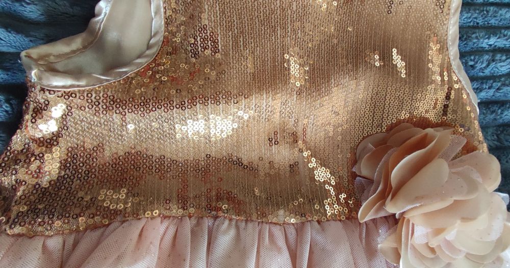 Sukienka świąteczna Cool Club 110 cm cekiny