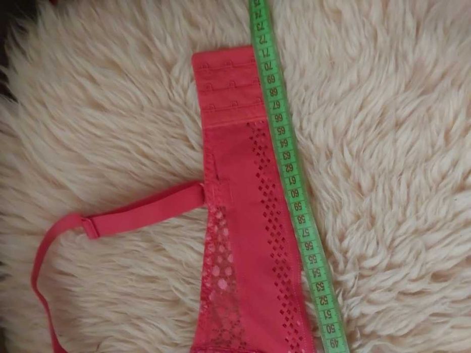 Бюстгальтер червоний 75в/80с,д