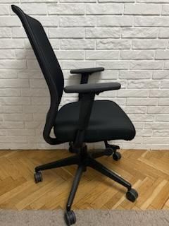 Fotel obrotowy veris net