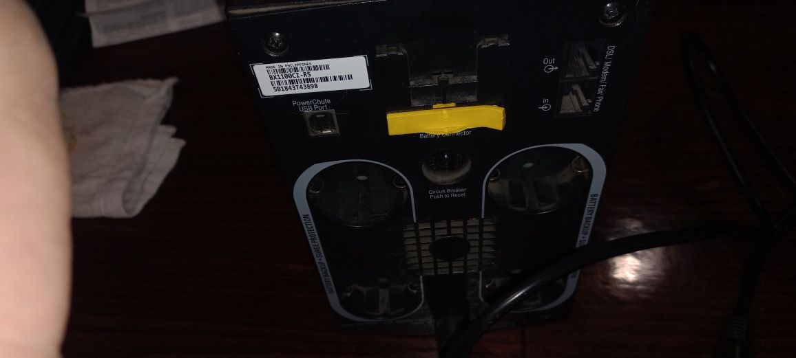 Бесперебойник. ИБП APC Back-UPS RS 1100VA
