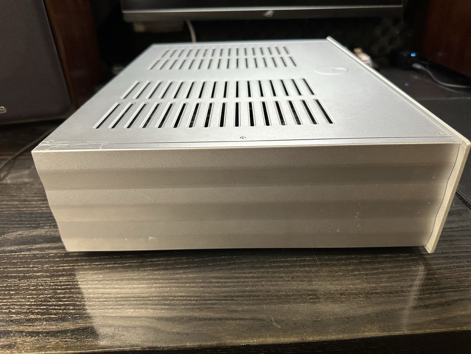 Усилитель Cambridge Audio Azur 640A V2