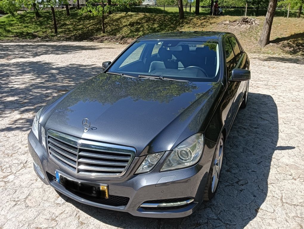 Mercedes E220 Avangard