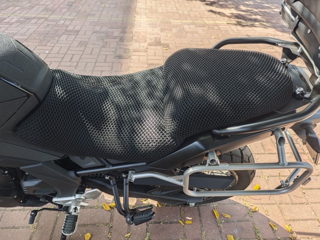 CF Moto 700MT Adv 2025 com kit malas + garantia 3 anos