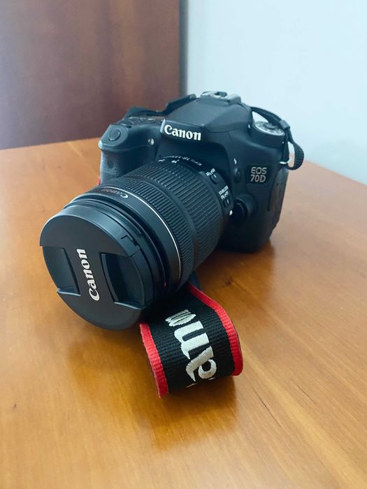 Canon 70D com lente bateria e carregador