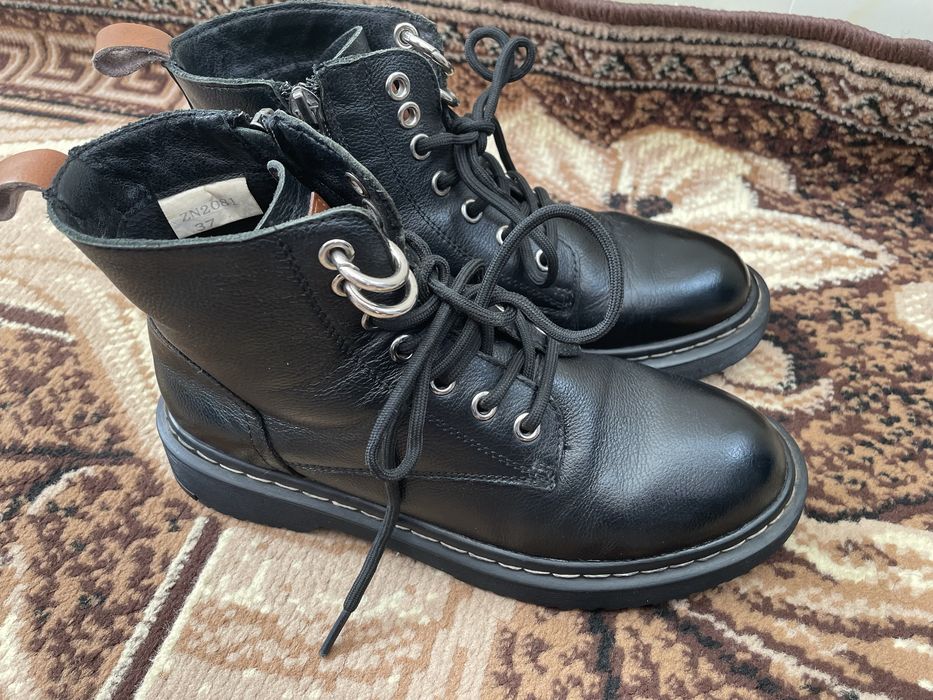 Шкіряні черевики стильні