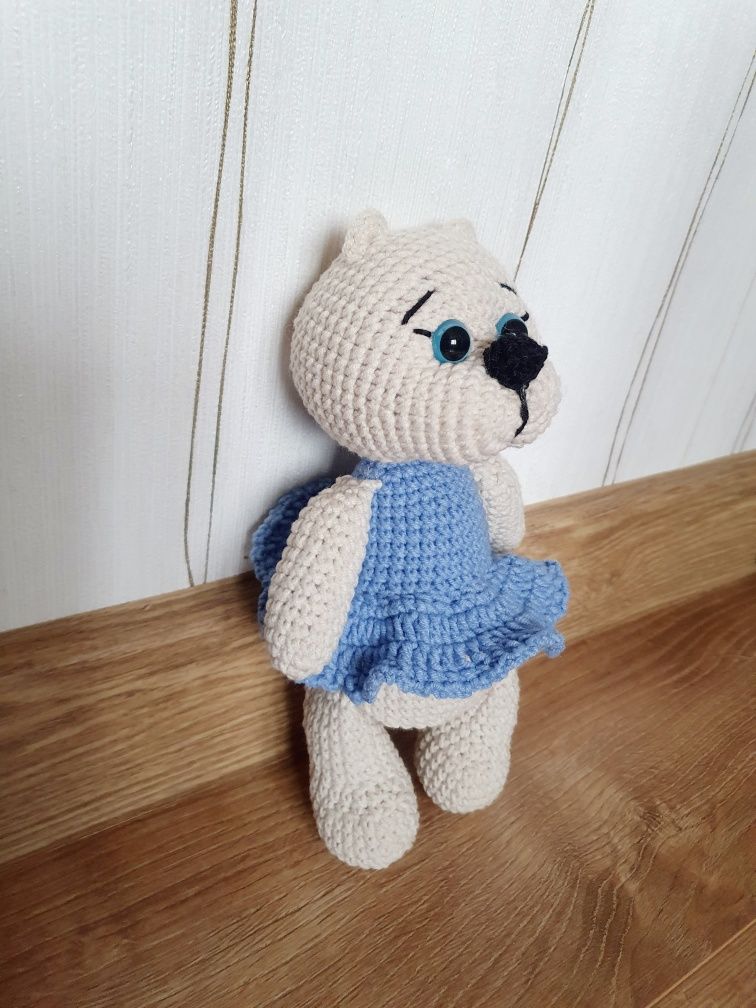 Miś ręcznie robiony na szydełku handmade