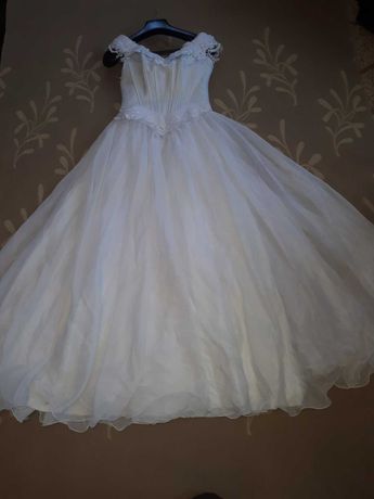 Сукня весільна ціна 2000