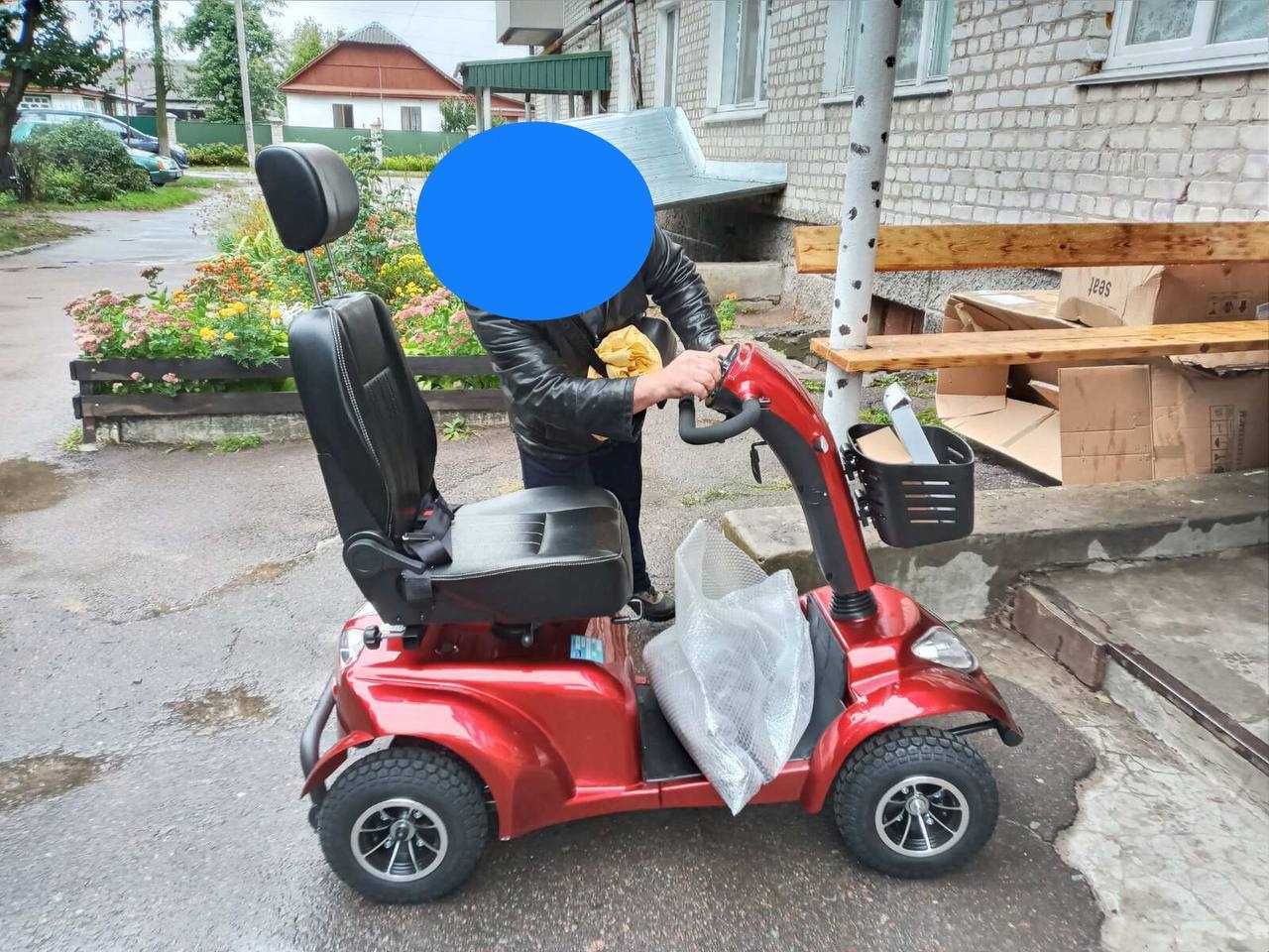Продаеться электро скутер для инвалидов "Wisking 4028"