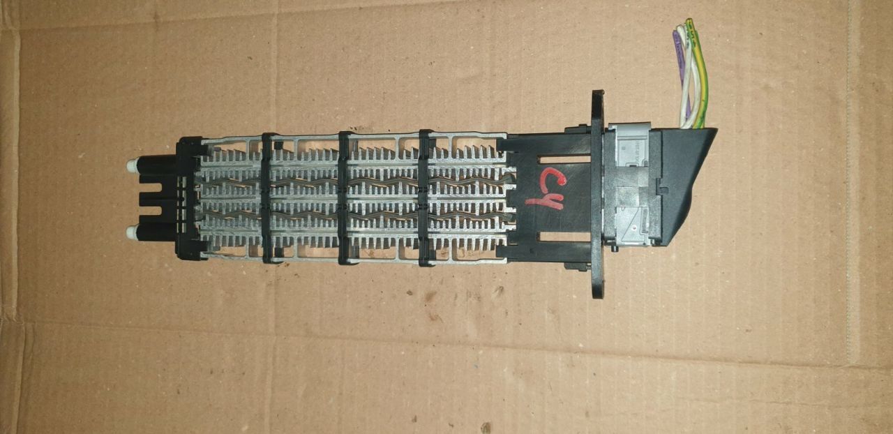 Електричний радіатор обігрівача салону (печки), Citroen C4