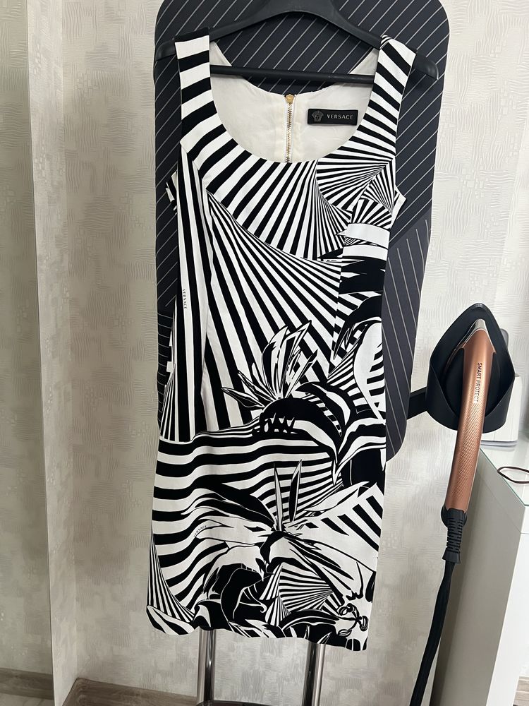 Сукня VERSACE футляр