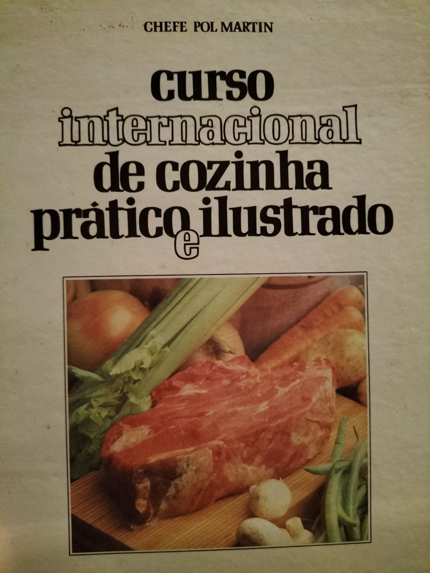 Livros ilustrados de cozinha e pastelaria