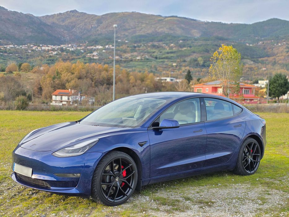 Tesla Model 3 Performance TODOS OS EXTRAS + Autopilot Total 3 (7500€)