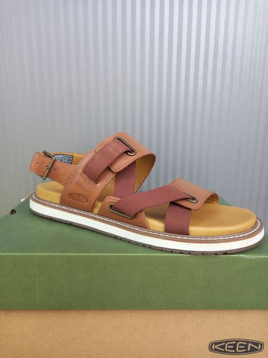 Sandały skórzane leather Keen Lana Cross Z-Strap z klamrą brązowe