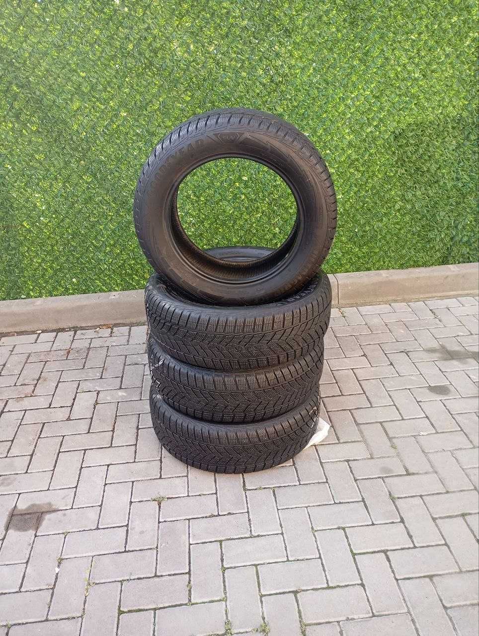 Продам шини Goodyear UltraGrip ICE SUV G1 225/60 R17 103T SUV