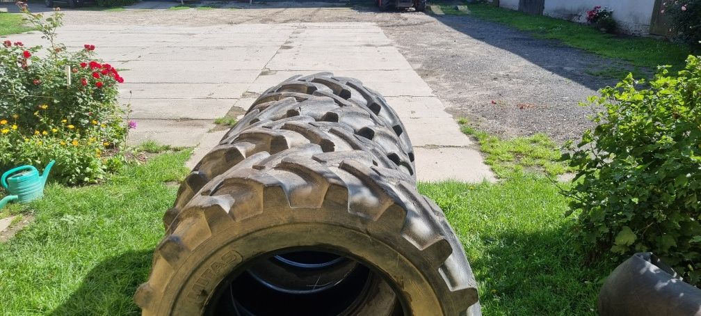 Mitas 405 70r24 .