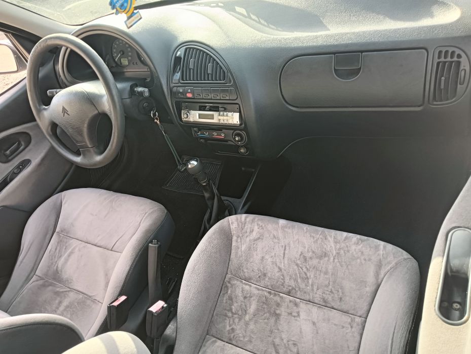 Corre saxo 1.1 gasolina