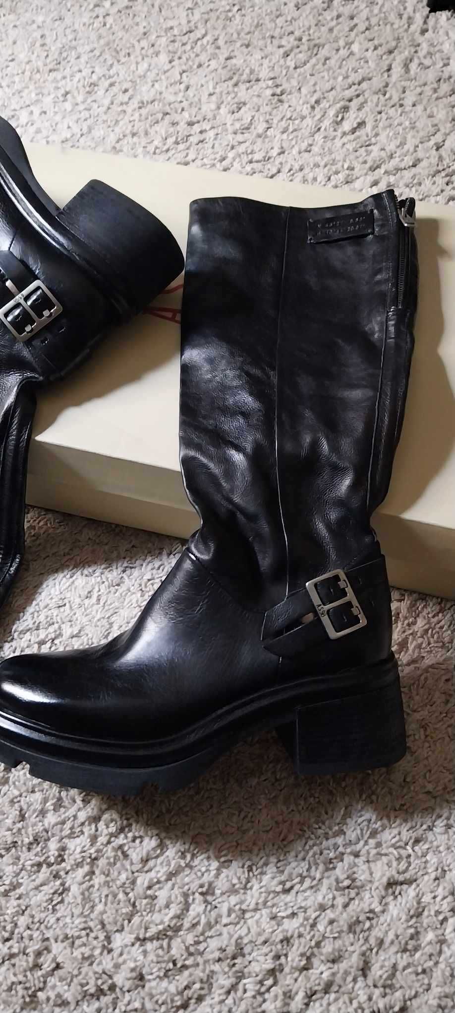 Botas AS98 - NOVAS  - Pele - tam 40