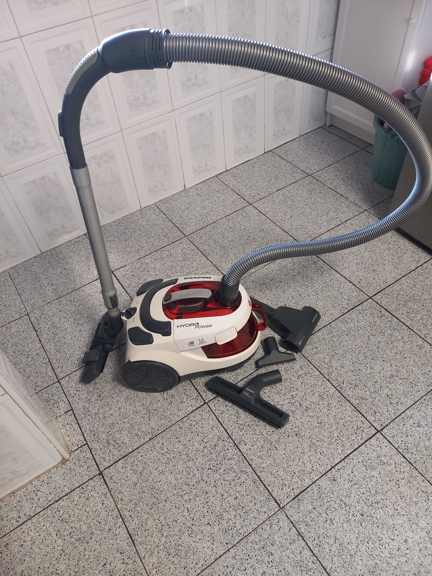 Aspirador sem saco - Hoover