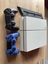 Playstation 4 500GB z podstawka + 2 pady