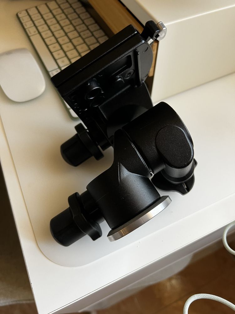 Cabeça de Tripé Manfrotto 410 Junior Geared Head