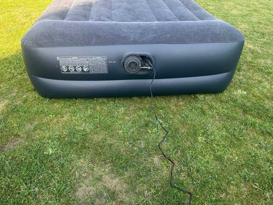 ℹ️ Надувная двухспальная кровать + насос. Матрас Ліжко Ламзак чорний