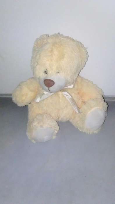 Pluszak miś - wymiar ok. 20x13x19cm