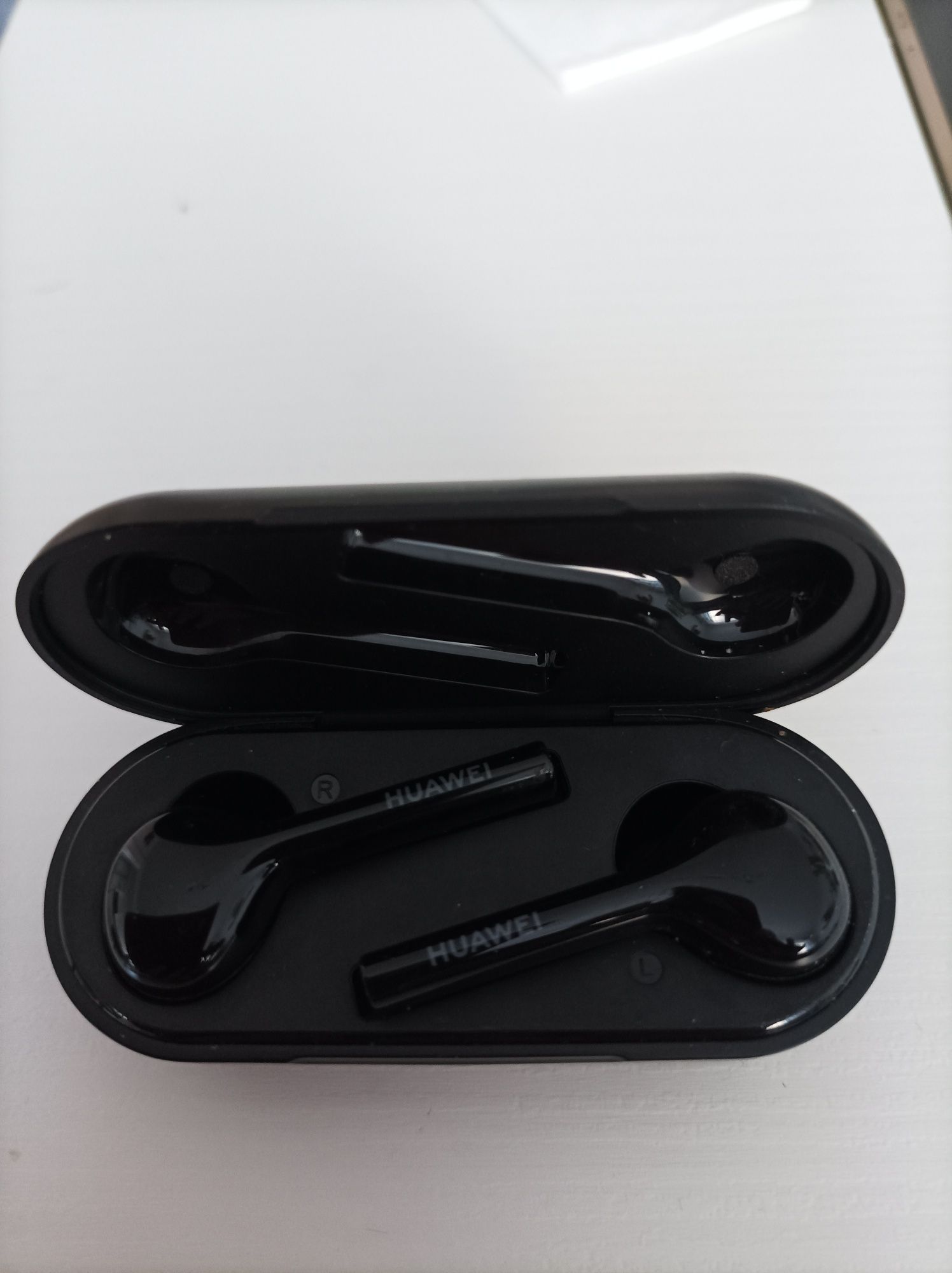 Słuchawki bezprzewodowe Huawei.model CM-H1C