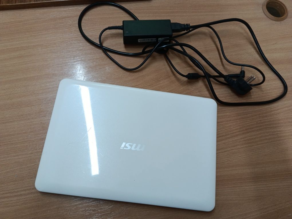 Ноутбук 13,3 " MSI