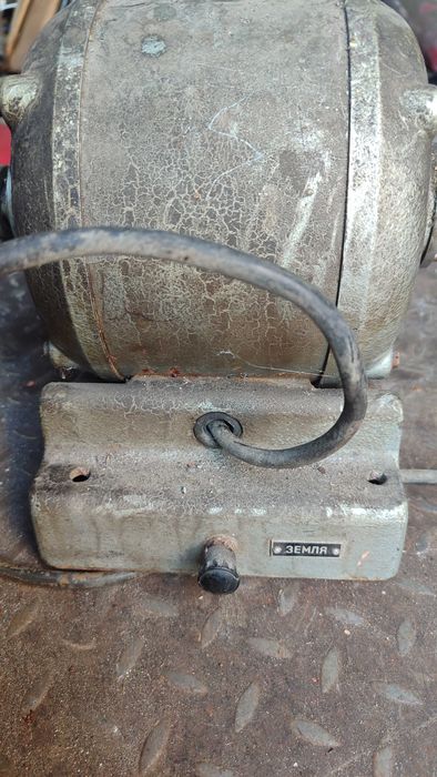 Мотор 40 кг.+Мотор,1500 та 6000 оберти з двохстор 220 В.