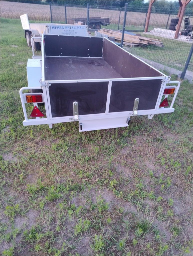 Przyczepka samochodowa DMC 750