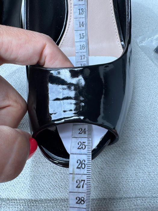 Nowe szpilki damskie CARVELA czarne lakierowane 40