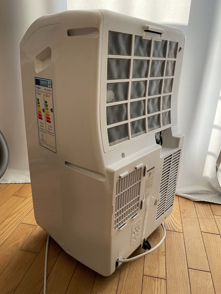 Klimatyzator Kompakt Whirlpool PACF212HPW