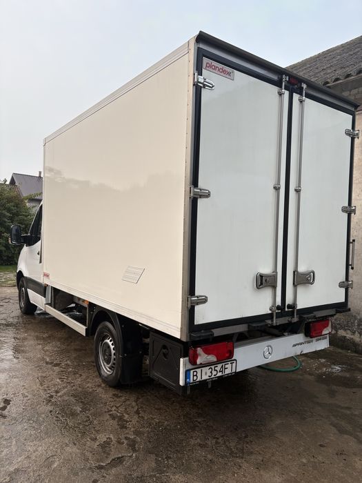 Mercedes sprinter 314 cdi chlodnia kontener 2021