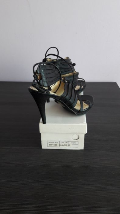 Buty damskie rozmiar 39