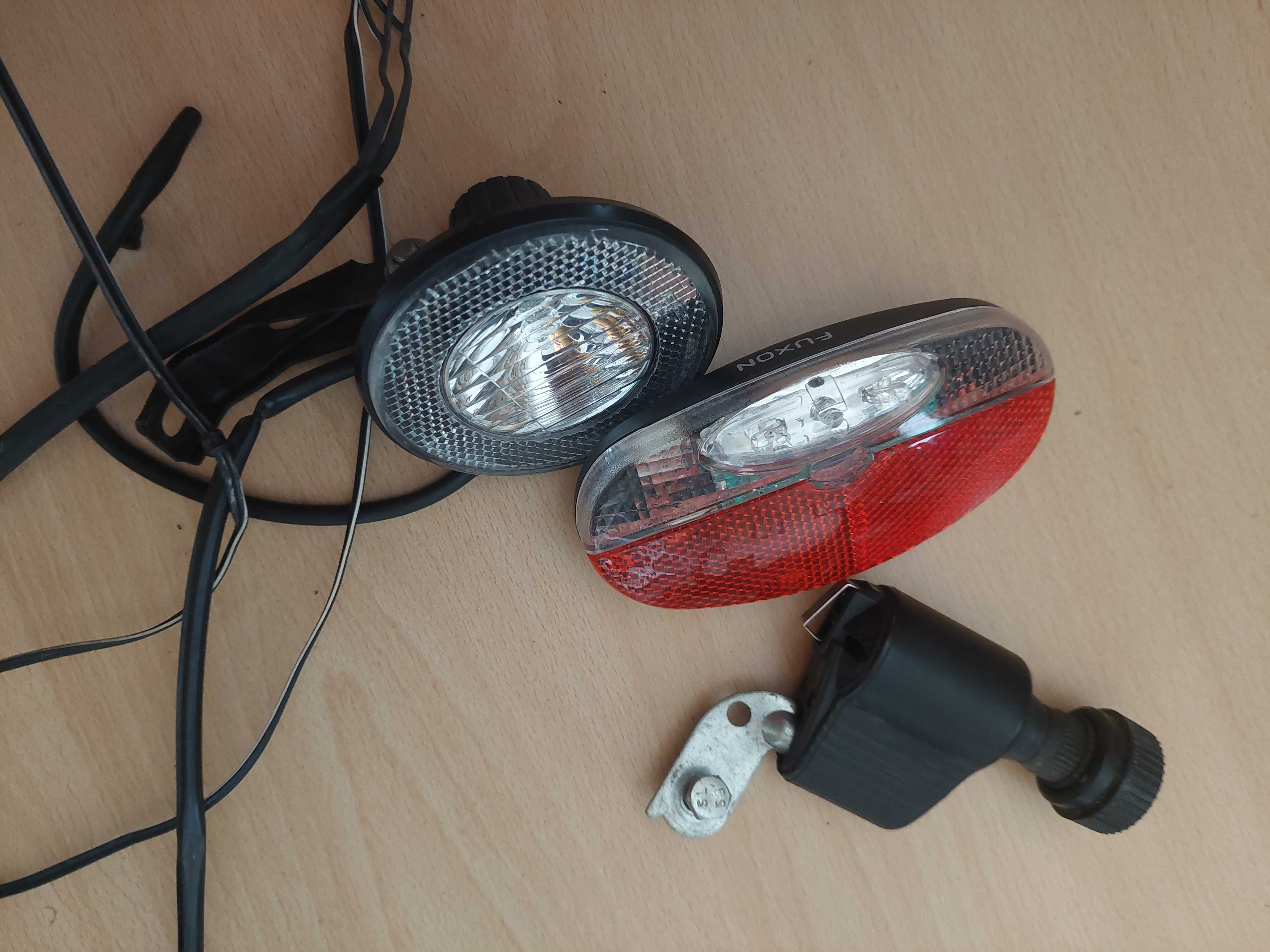 Zestaw oświetlenie dynamo lampki przód i tył Halogen komplet SPRAWNE
