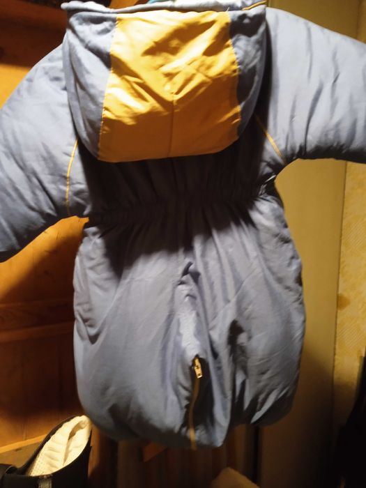 Конверт комбинезон детский зимний с капюшоном 6-12 месяцев