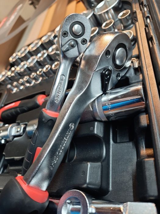 Набор инструментов 94 ед. INTERTOOL STORM ET-8094, головок, ключи.